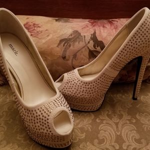 Rhinestone platform heels NWOT